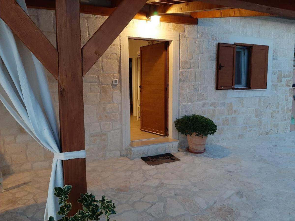 Holiday House Barba - Vrana Pakoštane Exteriér fotografie